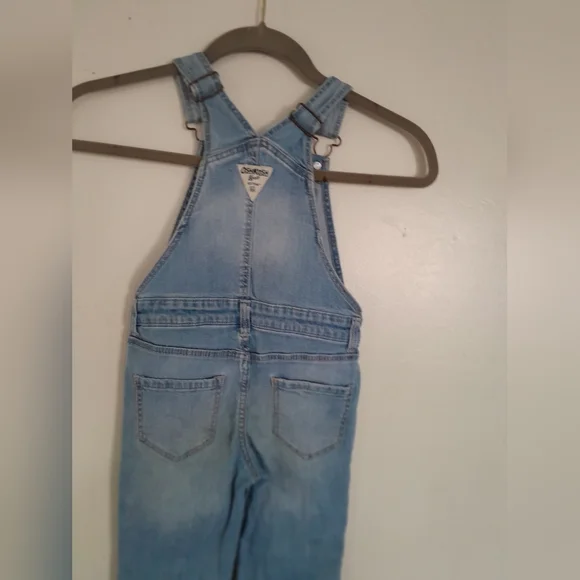 Girls Oshkosh Bib Overalls with Patches Size 6-6X - Picture 5 of 11